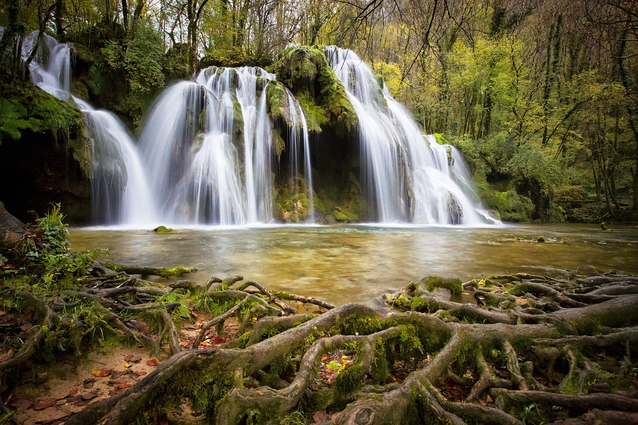 How to Paint a Waterfall: A Complete Guide